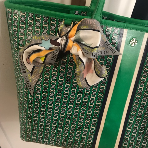 Henri Bendel Celestial Twilly Scarf 100% Silk - Picture 4 of 10